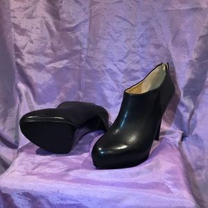 Nine West size 10 heels